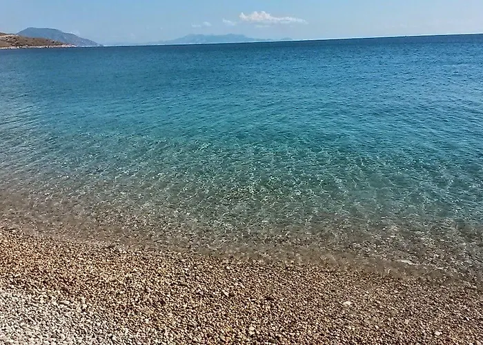 Cuhadar Ahsap Evleri Palamutbuku