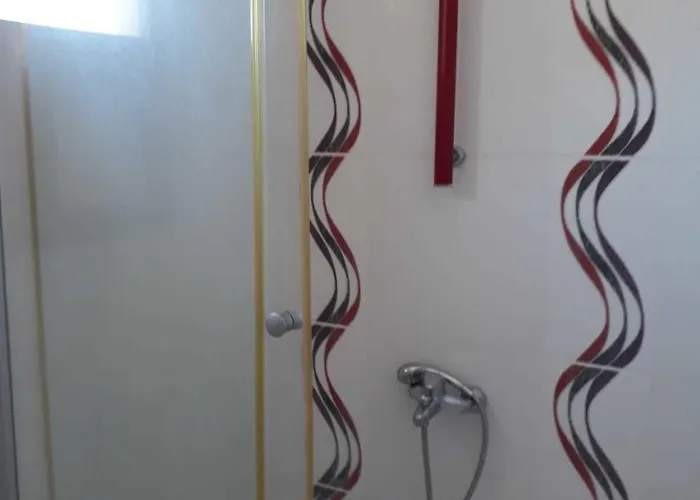 Cuhadar Ahsap Evleri *