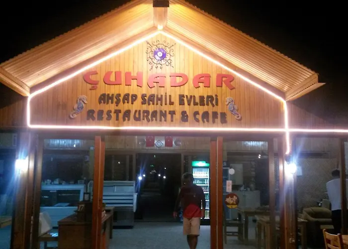 호텔 Cuhadar Ahsap Evleri