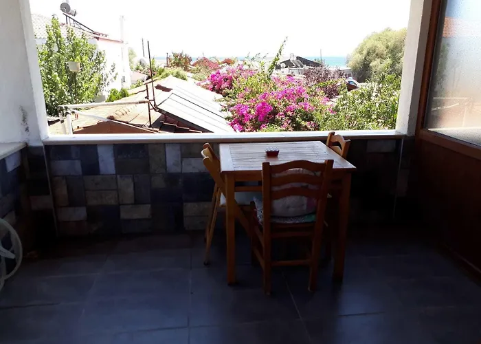 Cuhadar Ahsap Evleri 팔라무트부쿠