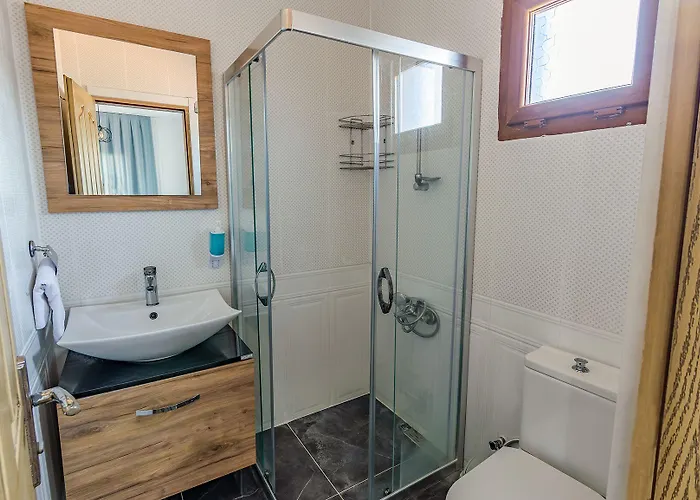 Cuhadar Ahsap Evleri